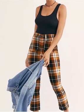 High-Rise Plaid Cropped Pants in Brown Multi
